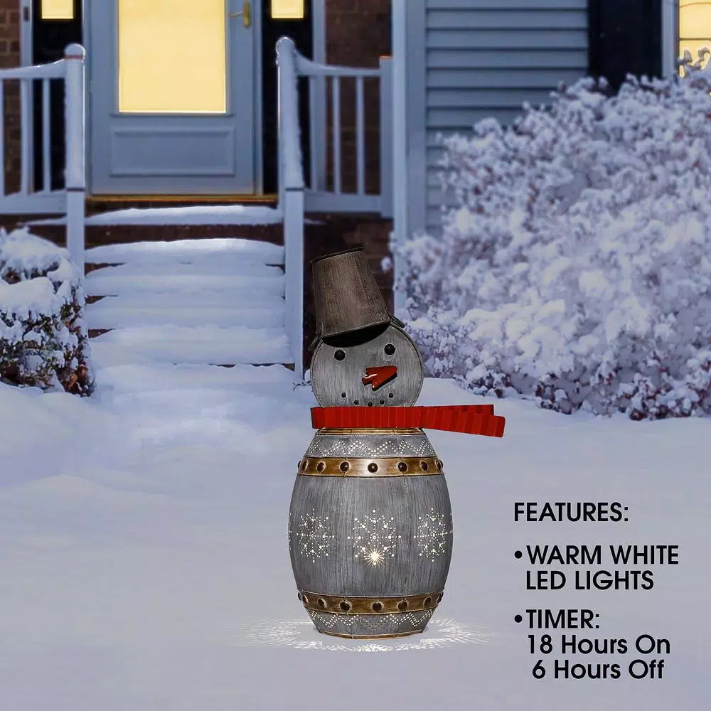 Outdoor Christmas Decorations Alpine Corporation 30 In. Tall Weathered Barrel Snowman With Warm White LED Lights 4 Outdoor Christmas Decorations Alpine Corporation 30 In. Tall Weathered Barrel Snowman With Warm White LED Lights - Image 4