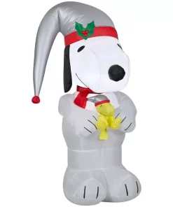 Outdoor Christmas Decorations Gemmy 3.5 Ft. Airblown-Snoopy Holding Woodstock Platinum Accents-SM-Peanuts