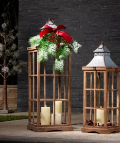 Indoor Christmas Decorations Glitzhome Brown Christmas Farmhouse Wood/Metal Lanterns (Set Of 2)