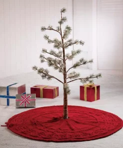 Christmas Tree Decorations Glitzhome 52 In. D Knitted Polyester Red Christmas Tree Skirt -Christmas Tree Decorations Shop glitzhome christmas tree skirts collars 1113203191 31 1000