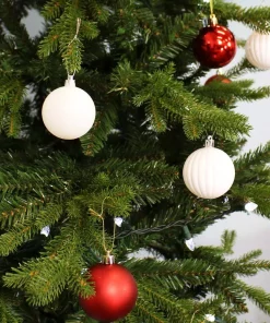 Christmas Tree Decorations Sunnydaze Decor Red And White Merry Medley Plastic Ornament Set (24-Piece) -Christmas Tree Decorations Shop sunnydaze decor christmas ornaments sme 534 1f 1000