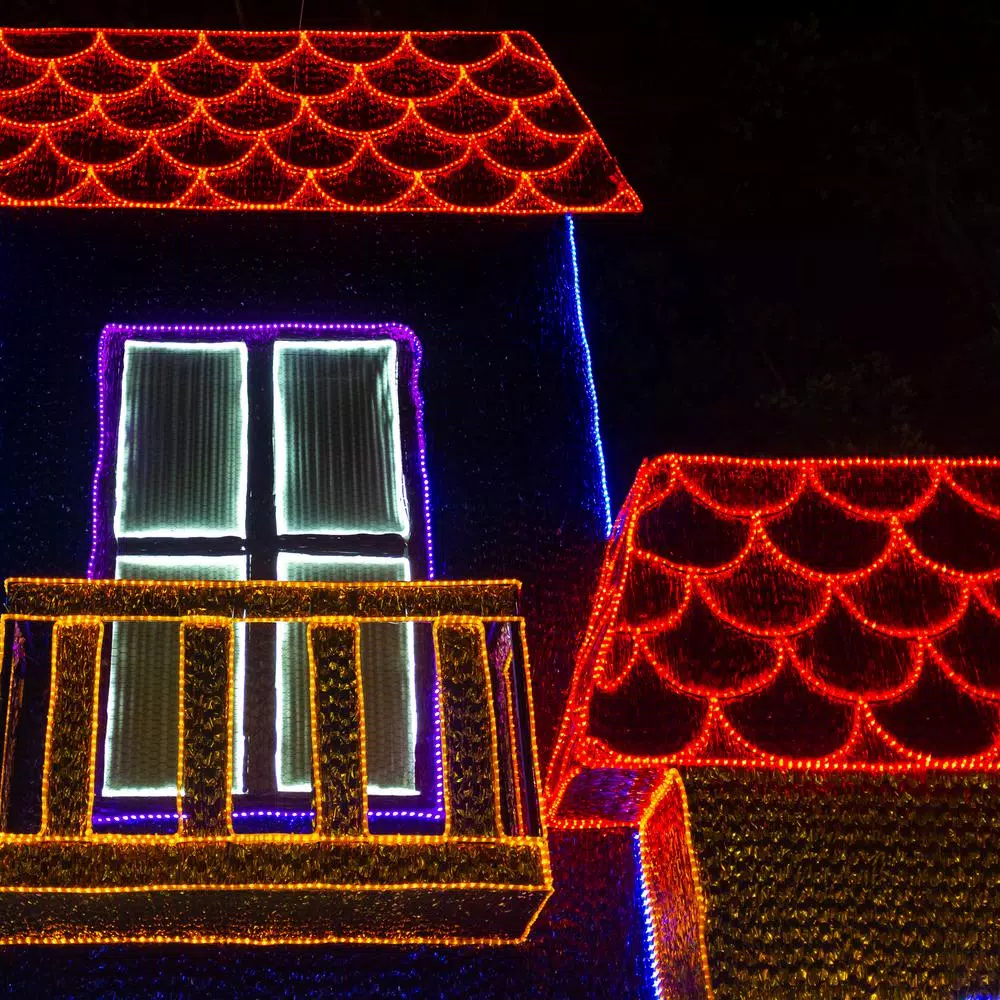 Christmas Lights Wintergreen Lighting 150 Ft. LED Red Rope Light Kit 7 Christmas Lights Wintergreen Lighting 150 Ft. LED Red Rope Light Kit - Image 7